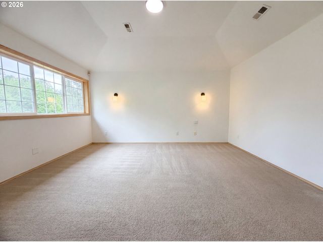 14292 Se MEADOWS Ln, Clackamas, OR 97015