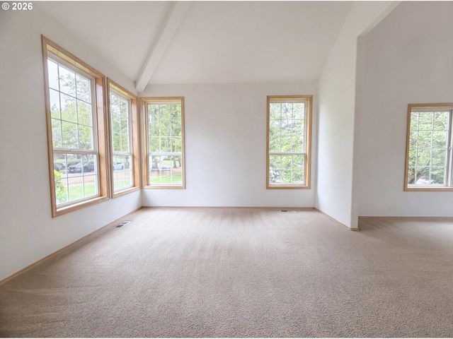14292 Se MEADOWS Ln, Clackamas, OR 97015