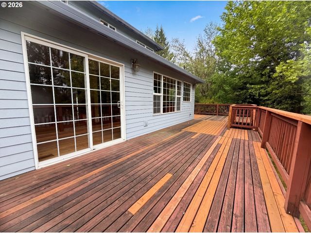 14292 Se MEADOWS Ln, Clackamas, OR 97015