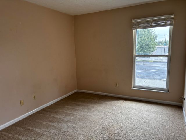 1310 Louisville Road 21, Frankfort, KY 40601