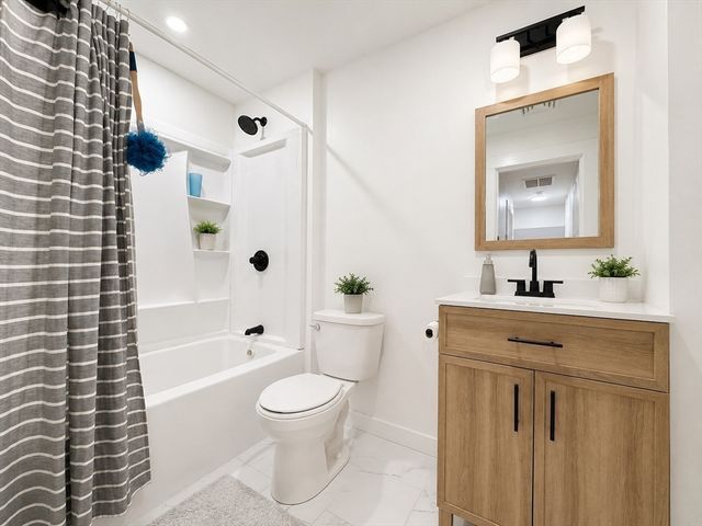 21 Main Street 21-B, Foxboro, MA 02035