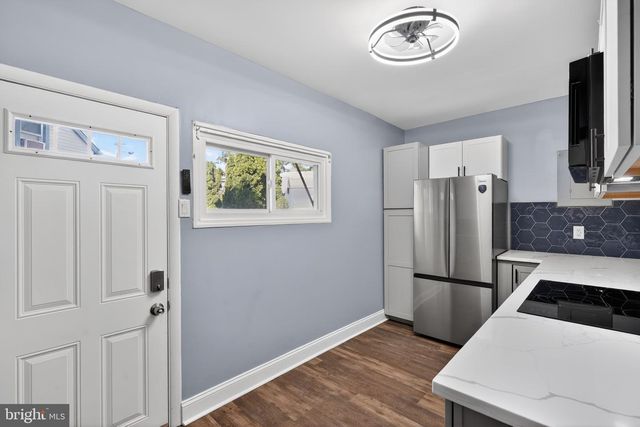 136 5TH AVE, Pitman, NJ 08071