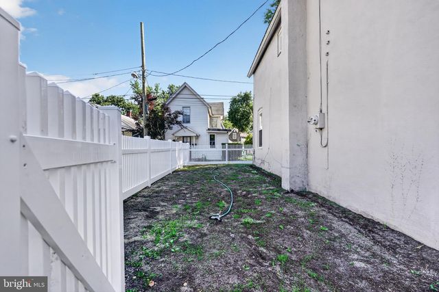 136 5TH AVE, Pitman, NJ 08071
