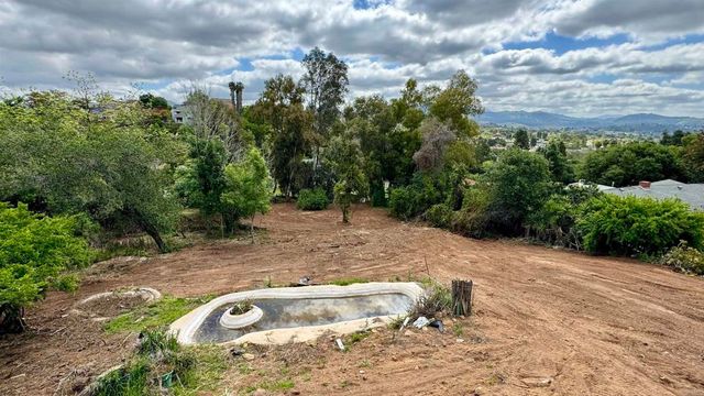1737 Grove Road, El Cajon, CA 92020