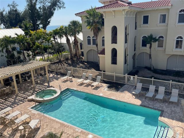 7316 GULF DRIVE 8, Holmes Beach, FL 34217