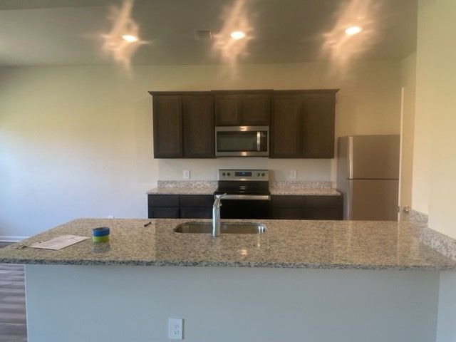 210 Drifter Drive, Newark, TX 76071