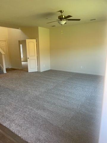 210 Drifter Drive, Newark, TX 76071
