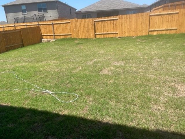 210 Drifter Drive, Newark, TX 76071