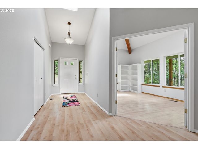 47980 Sw CHANTERELLE Dr, Forest Grove, OR 97116
