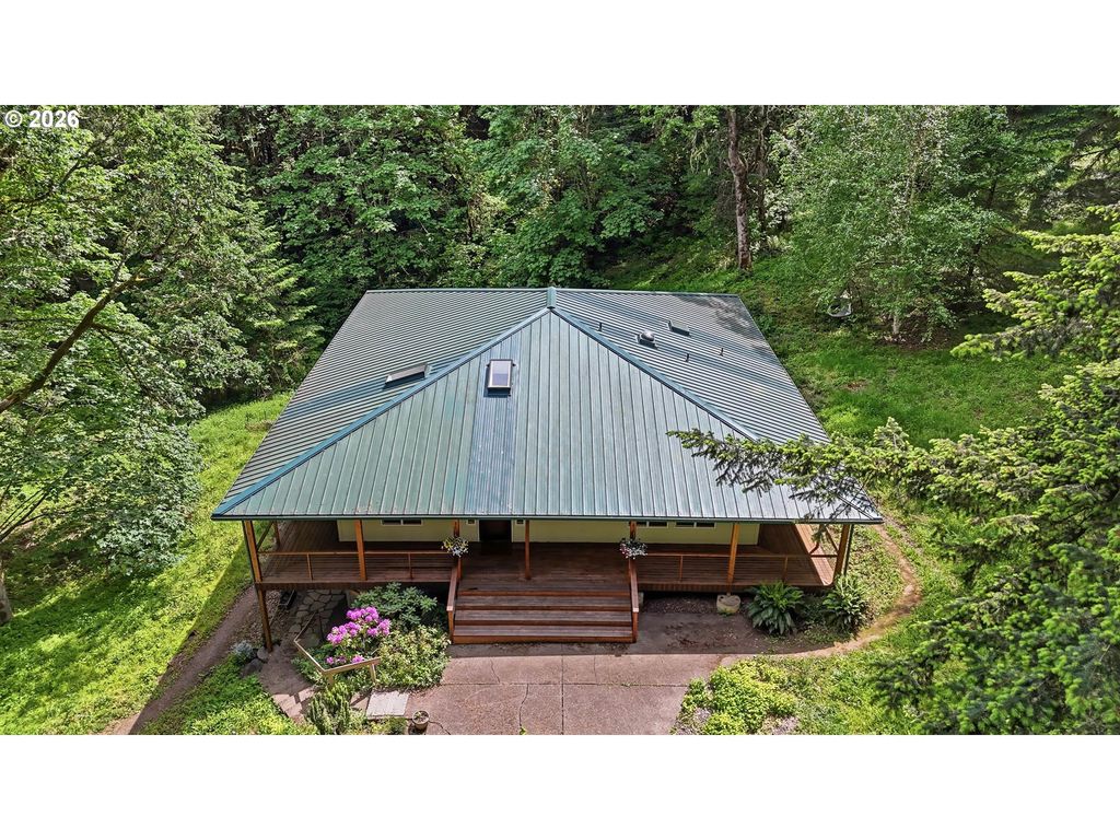 47980 Sw CHANTERELLE Dr, Forest Grove, OR 97116