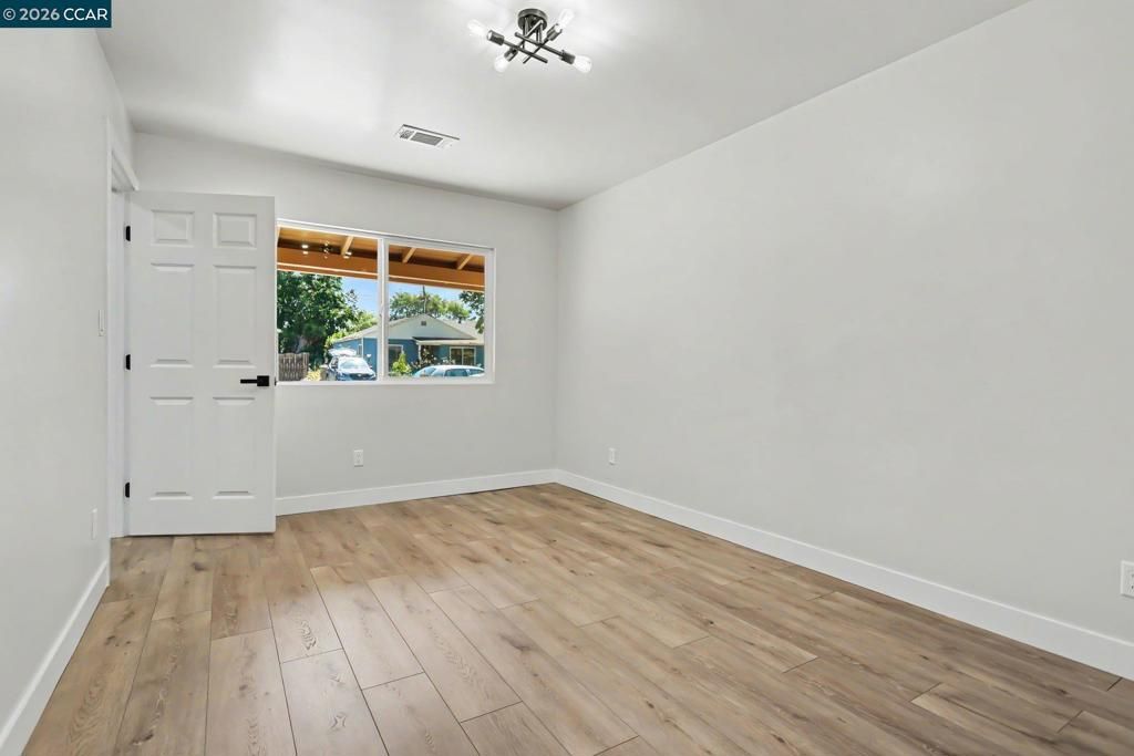 Image 27 of property listing at 1023 Caldwell Ave, Vallejo, CA 94591