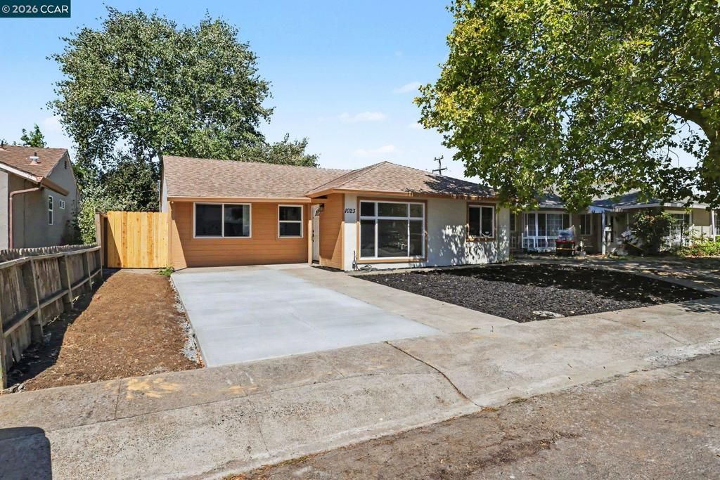 Image 3 of property listing at 1023 Caldwell Ave, Vallejo, CA 94591