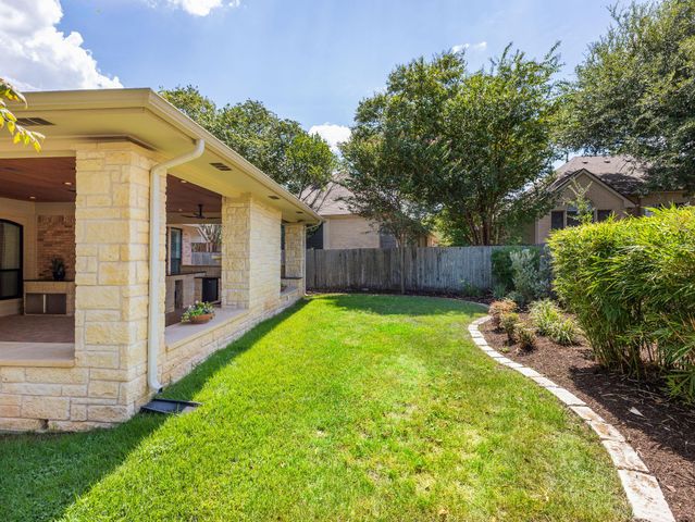 10025 Scull Creek DR, Austin, TX 78730