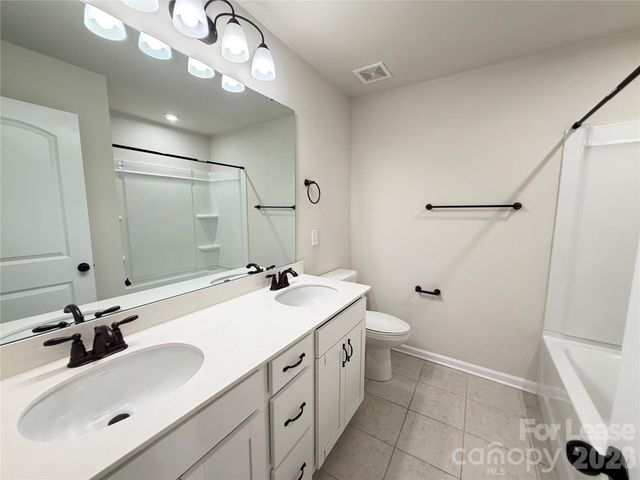 9233 Northfield Crossing Drive, Charlotte, NC 28269