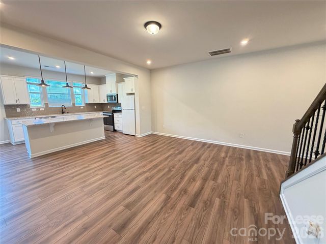 9233 Northfield Crossing Drive, Charlotte, NC 28269