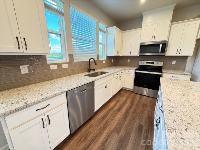 9233 Northfield Crossing Drive, Charlotte, NC 28269
