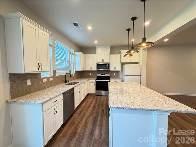 9233 Northfield Crossing Drive, Charlotte, NC 28269