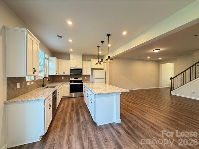 9233 Northfield Crossing Drive, Charlotte, NC 28269