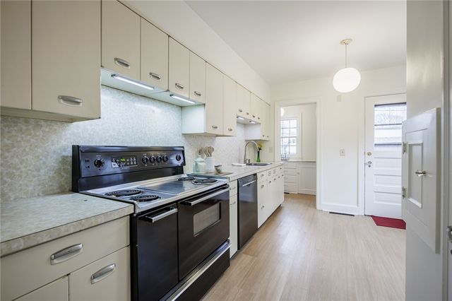 275 Yarmouth Road, Rochester, NY 14610