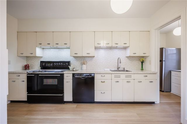 275 Yarmouth Road, Rochester, NY 14610