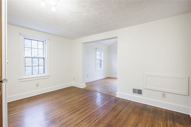 275 Yarmouth Road, Rochester, NY 14610