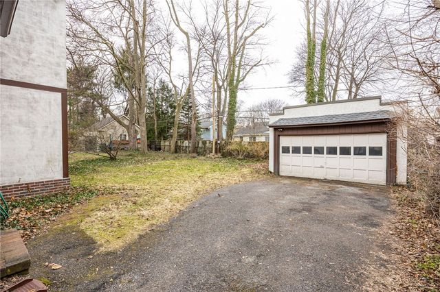 275 Yarmouth Road, Rochester, NY 14610