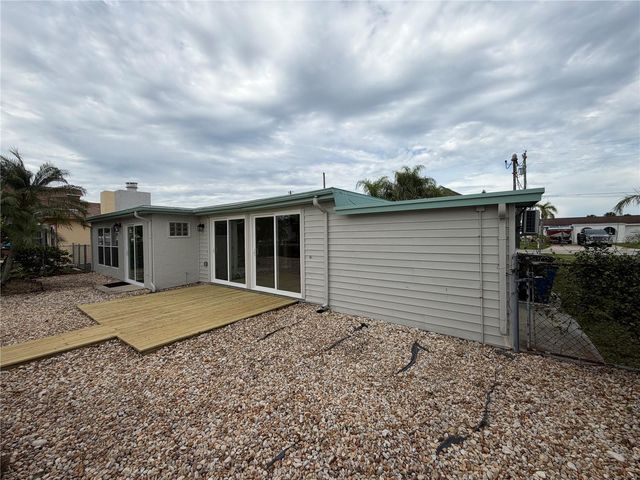 13423 SUSAN DRIVE, Hudson, FL 34667