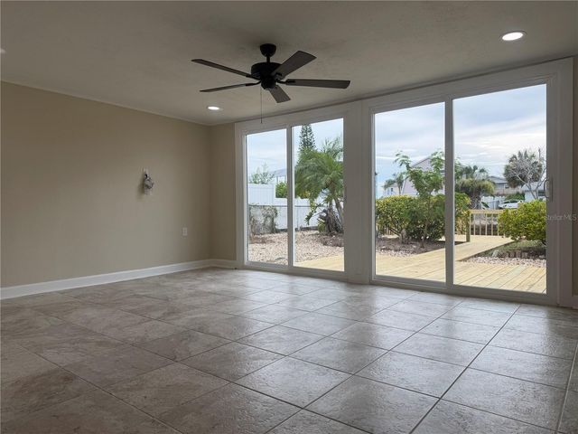 13423 SUSAN DRIVE, Hudson, FL 34667