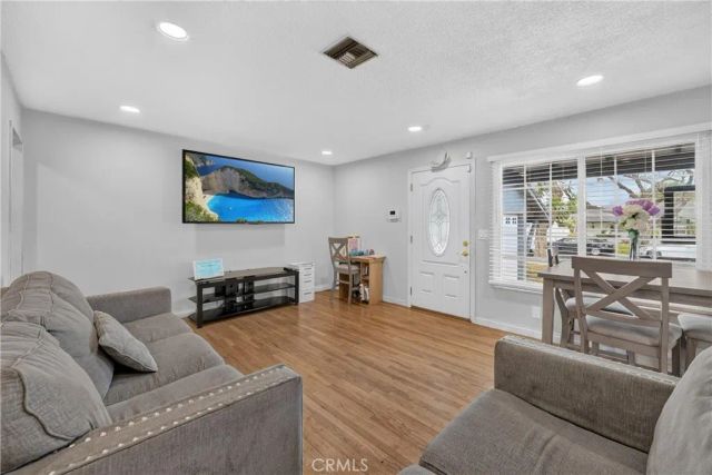 20734 Hawaiian, Lakewood, CA 90715