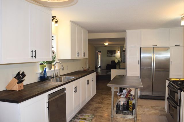 1080 Bellway Avenue, Norton Shores, MI 49441