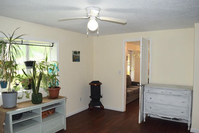 1080 Bellway Avenue, Norton Shores, MI 49441