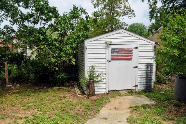 1080 Bellway Avenue, Norton Shores, MI 49441