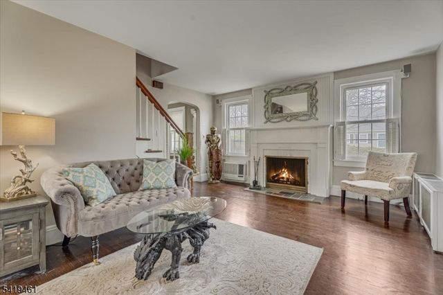 27 Prospect Ave, Pequannock Twp., NJ 07444