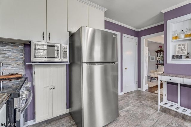 27 Prospect Ave, Pequannock Twp., NJ 07444