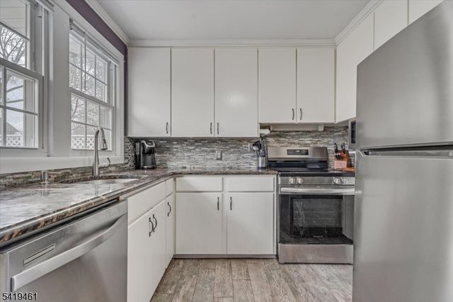 27 Prospect Ave, Pequannock Twp., NJ 07444