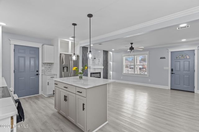 4509 Kings Drive, Wilmington, NC 28405