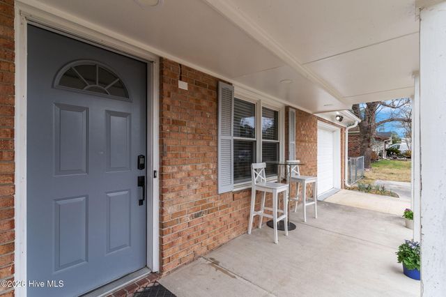 4509 Kings Drive, Wilmington, NC 28405