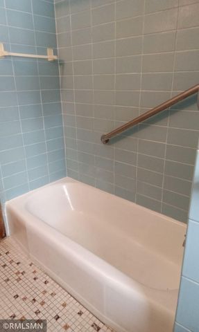 4130 Glacier Lane N, Plymouth, MN 55446