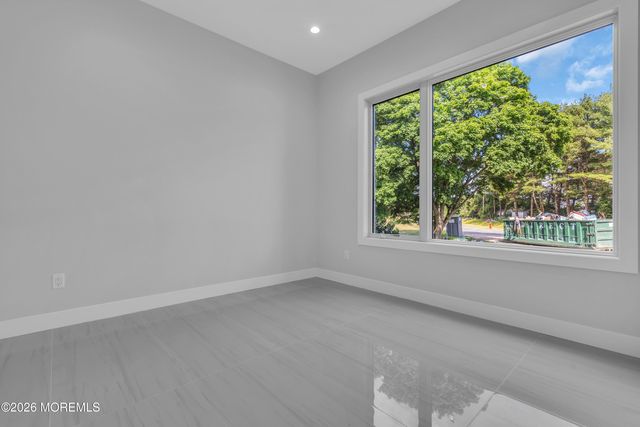 2014 Cox Cro Road, Toms River, NJ 08755
