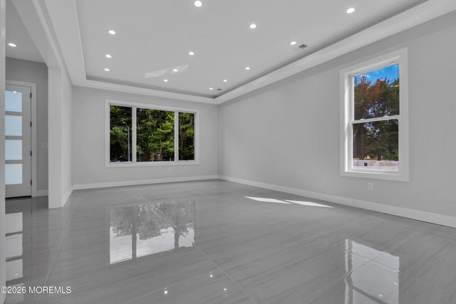 2014 Cox Cro Road, Toms River, NJ 08755