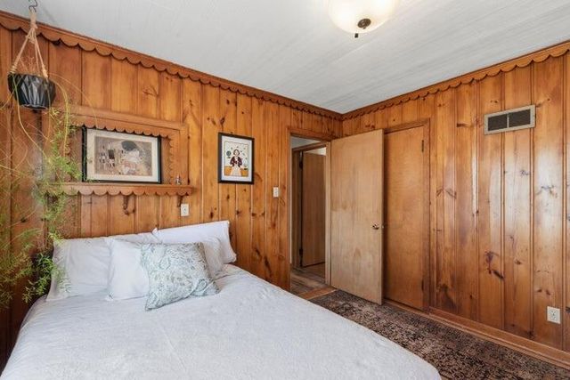 337 Lake DRIVE, Random Lake, WI 53075