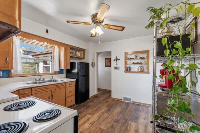 337 Lake DRIVE, Random Lake, WI 53075