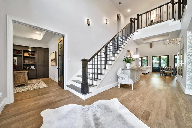 10 Peerless Point Place, Tomball, TX 77375