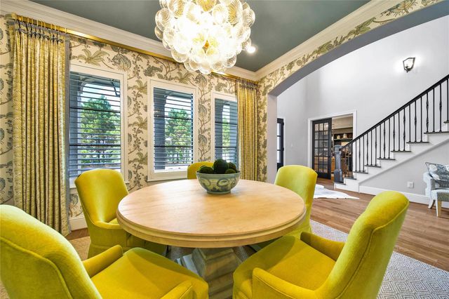 10 Peerless Point Place, Tomball, TX 77375