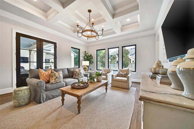 10 Peerless Point Place, Tomball, TX 77375