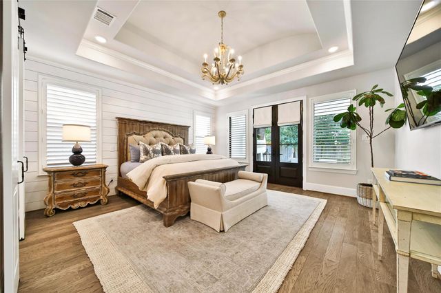 10 Peerless Point Place, Tomball, TX 77375