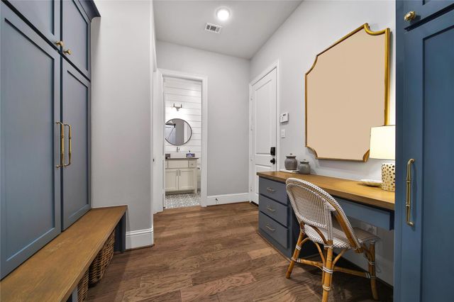 10 Peerless Point Place, Tomball, TX 77375