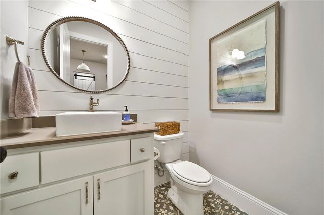 10 Peerless Point Place, Tomball, TX 77375