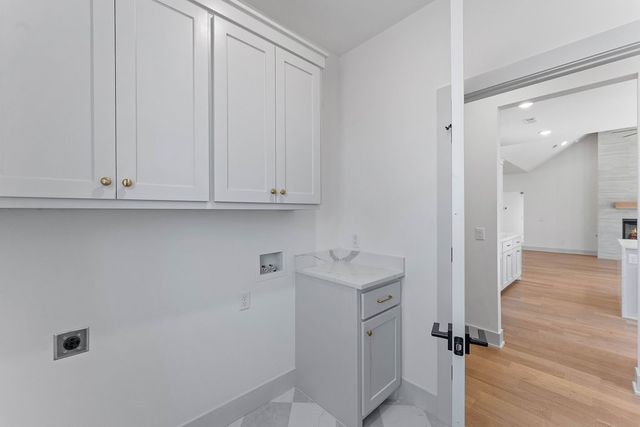 20 Creetown Lane, Bella Vista, AR 72715