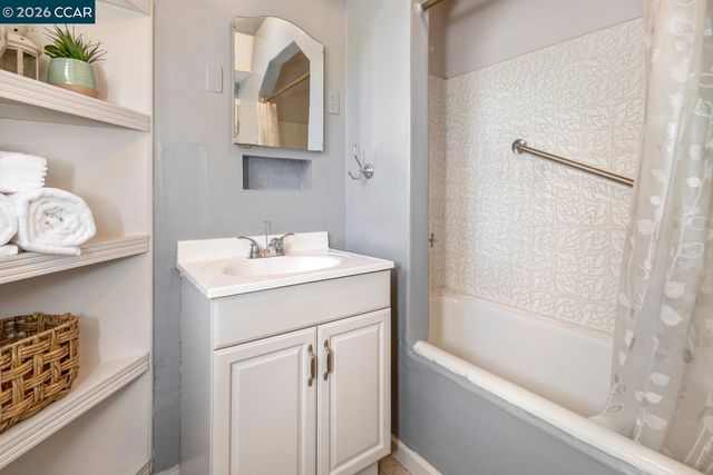 3265 Hillview Ln, Lafayette, CA 94549